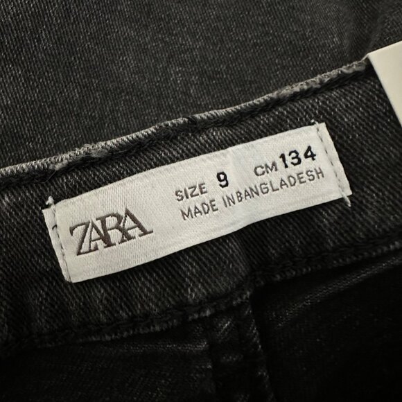 Zara Girls Jeans Wide Leg Exposed Buttons Black Washed Sz 9 - Picture 4 of 6